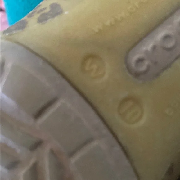 Leopard Print Peep Crocs Toe Flats - Picture 2 of 5